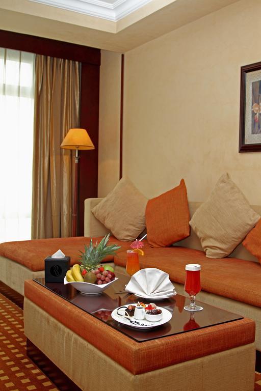 Ramada Riyadh Hotel Dış mekan fotoğraf