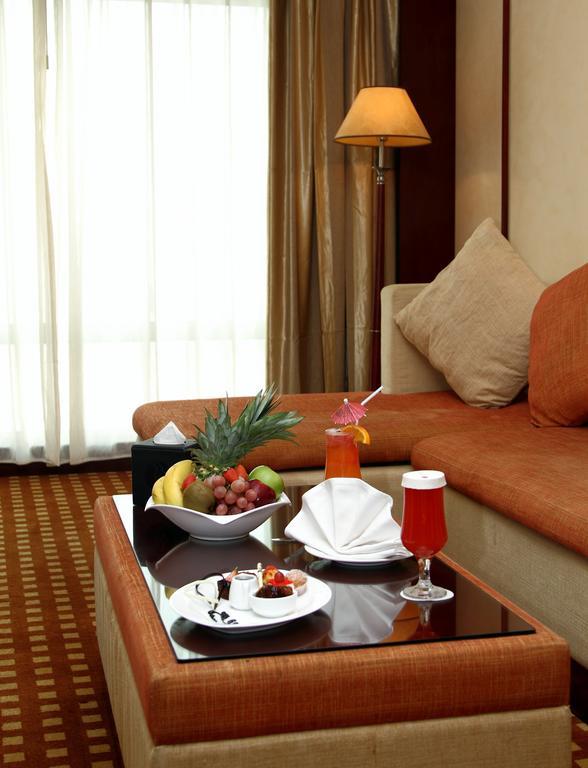 Ramada Riyadh Hotel Dış mekan fotoğraf