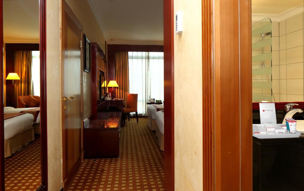 Ramada Riyadh Hotel Dış mekan fotoğraf