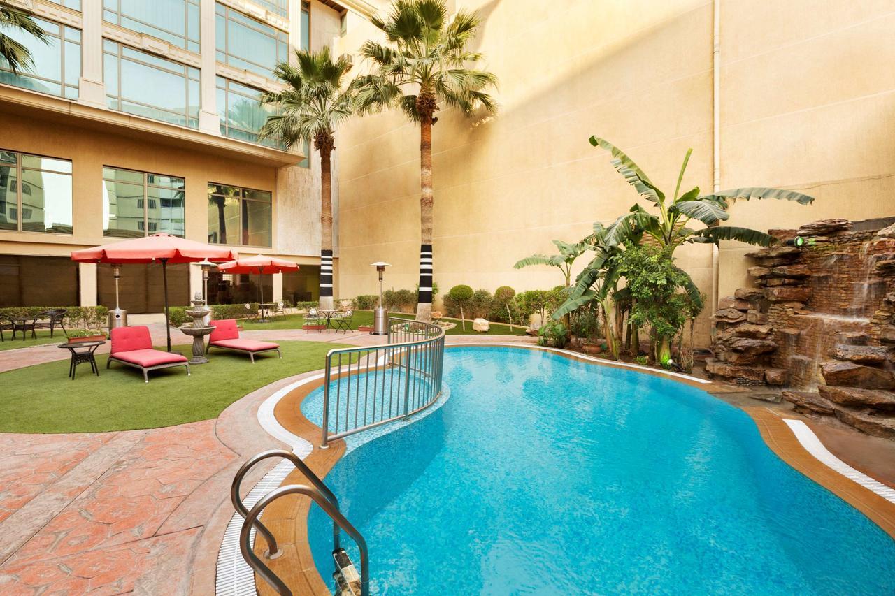 Ramada Riyadh Hotel Dış mekan fotoğraf